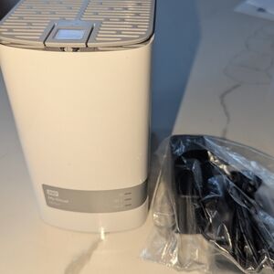 WD My Cloud Home White Modem-Router Combo